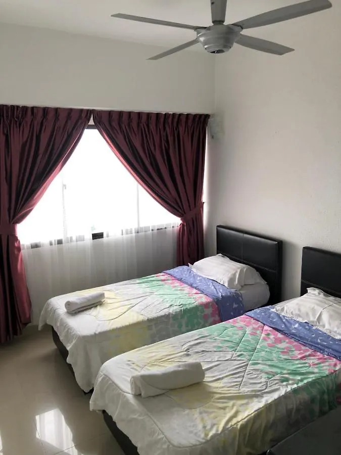 Beach Resort Home Stay Sri Sayang 05 Apartment Batu Ferringhi 2Bedroom Малайзия